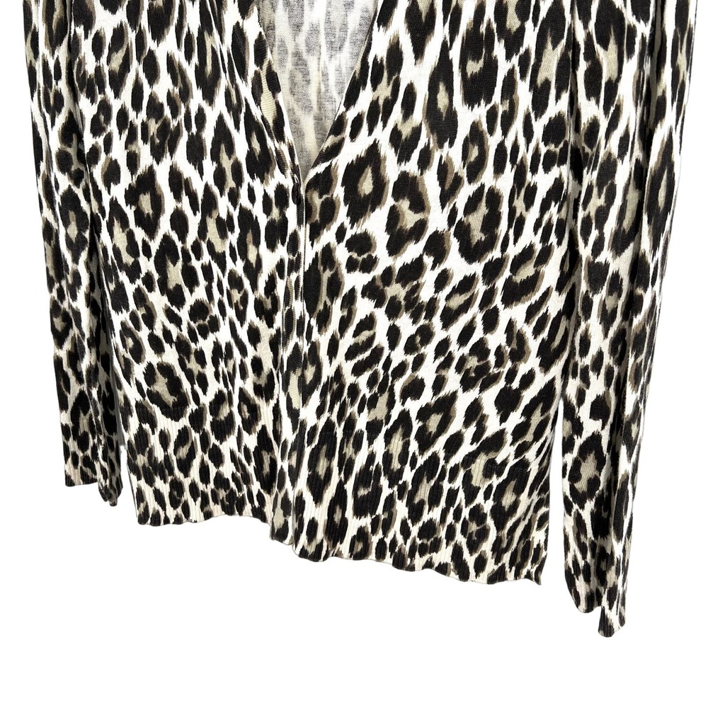 Chicos Sz 1 MEDIUM 8/10 Leopard Animal Print One Button Sweater Blouse Shirt Top - Picture 5 of 8